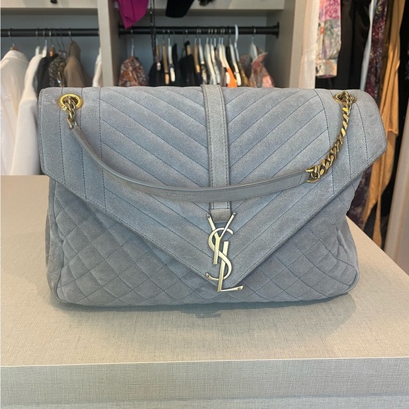 Saint Laurent Envelope Large bag in grey suede - Picture 4 of 5